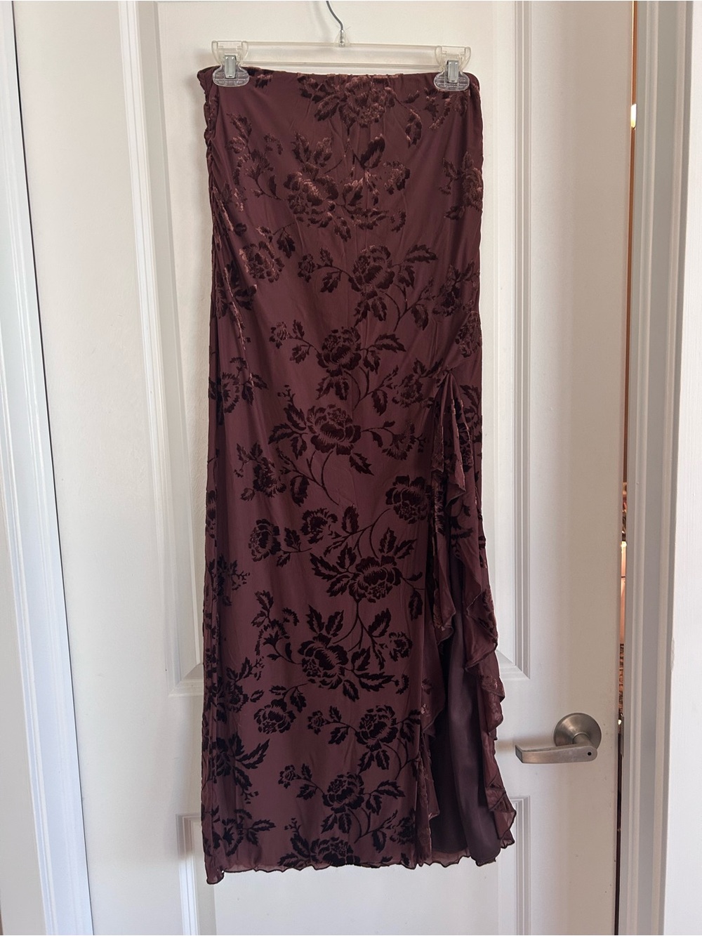 Women's Floral Velvet Maxi Skirt in Brown